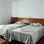 Comodoro 2*