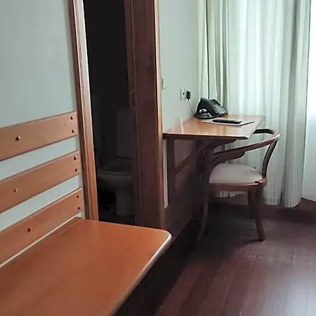 Hotel Comodoro 2*