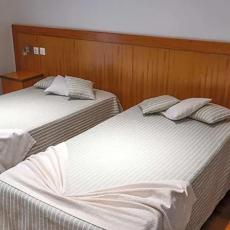 Comodoro 2* Corvo